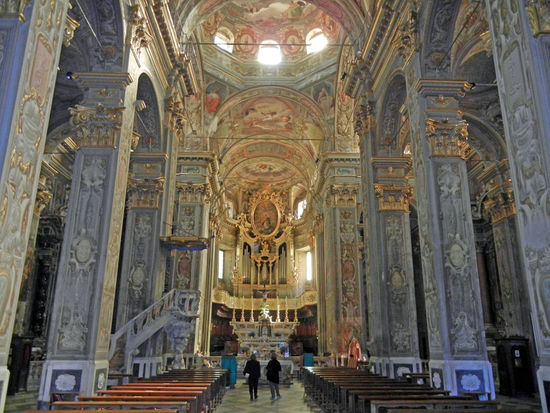Finalborgo - Kirche San Biagio
Kunstwerke aus der Spät-Renaissance und dem Barock.