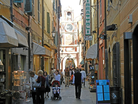 Loano - in den kleinen Geschäften kann man herrlich einkaufen