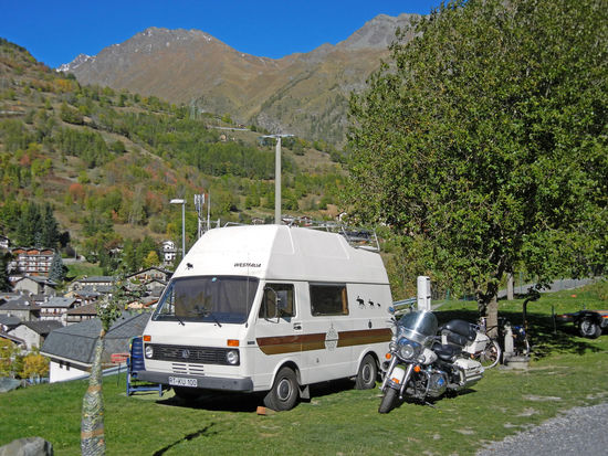 Campingplatz Le Tunnel am Fuß des Großen St. Bernhard - Aosta-Tal