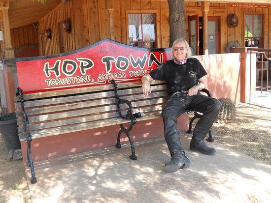 Tombstone - Rolf in Hop Town
