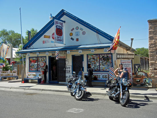 Vor Angel's Barber Shop - Seligman