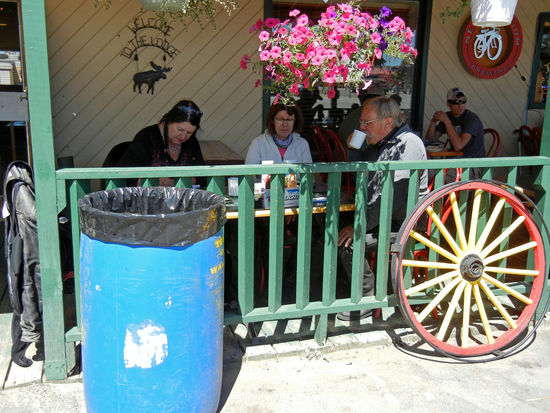 Moose Creek Cafe in Walden