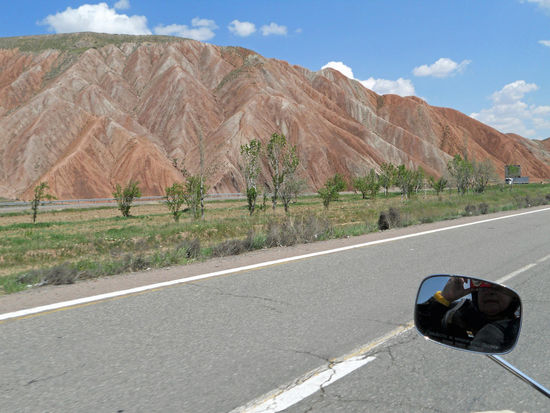 Farben wie im Westen der USA - auf dem Weg nach Täbris