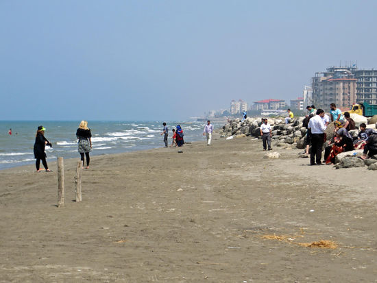 Vom Kaspischen Meer waren wir doch etwas enttäuscht