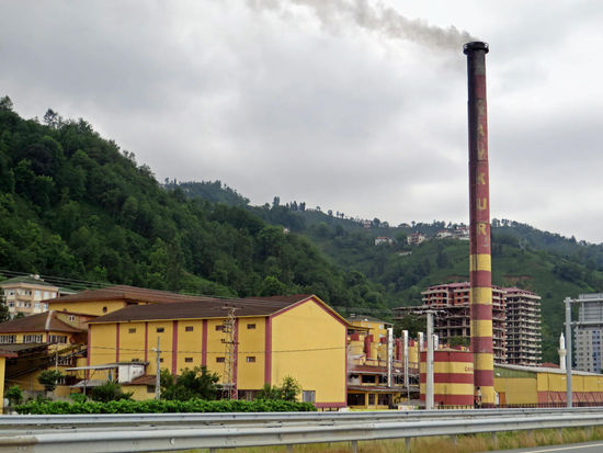 Cay-Fabrik am Schwarzen Meer
