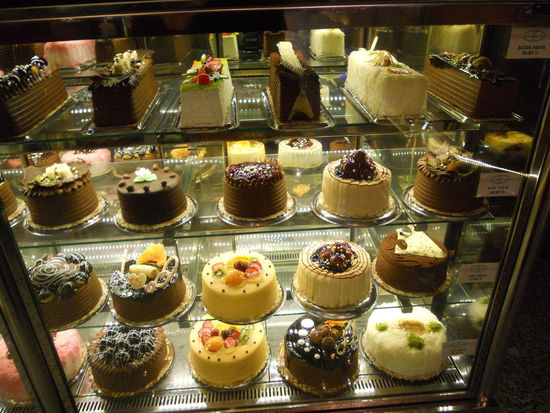 Herrlich, diese Süssigkeiten in Istanbul, die gar nicht so richtig süss sind ...