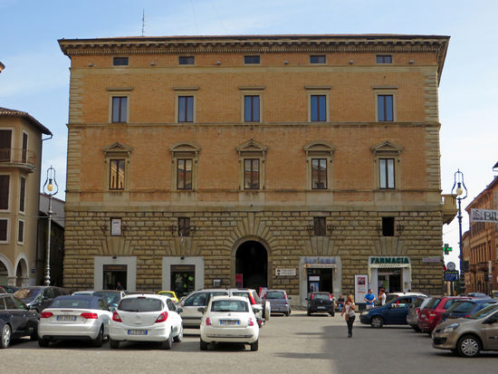 Tolentino -  Palazzo Sangallo