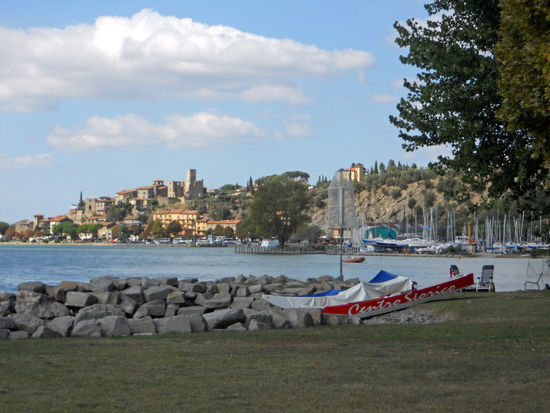 Blick auf Passignano sul Trasimeno