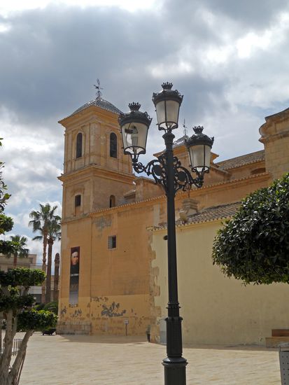 Huercal-Overa - Plaza Cura del Valera - Iglesia Parroquial de la Asuncion