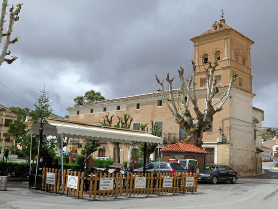 Orce - Plaza und Iglesia de Santa Maria de Orce