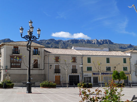 Maria - Plaza de la Encarnacion