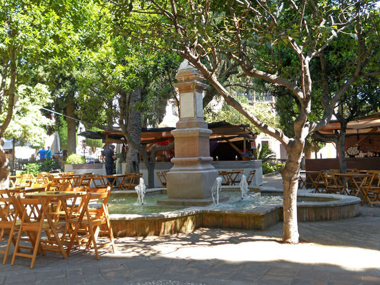 Plaza Duquesa de Parcent