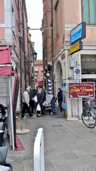 Das Restaurant können wir nicht empfehlen.