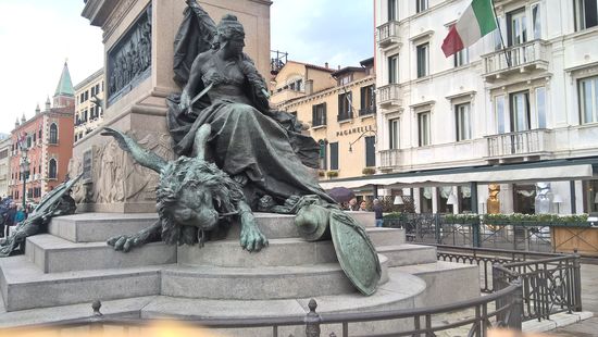 Monumento "Vittorio Emanuele II." – – hier: Riva degli Schiavoni, Venezia, Italia.