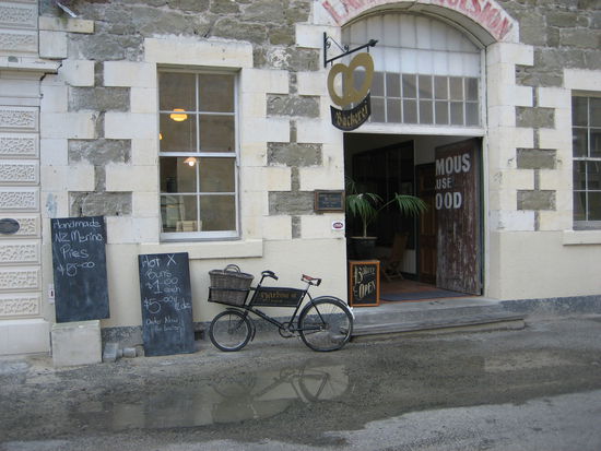 Eine deutsche Baeckerei... mit richtigem Brot!!!
