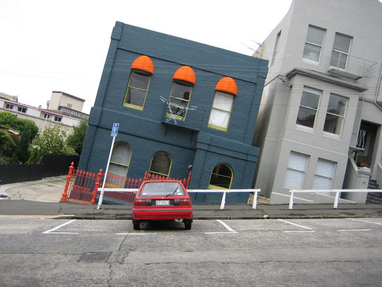 Das Haus steht gerade....