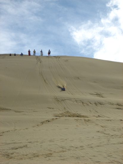 Jippiieee - Sandboarden ist lustig