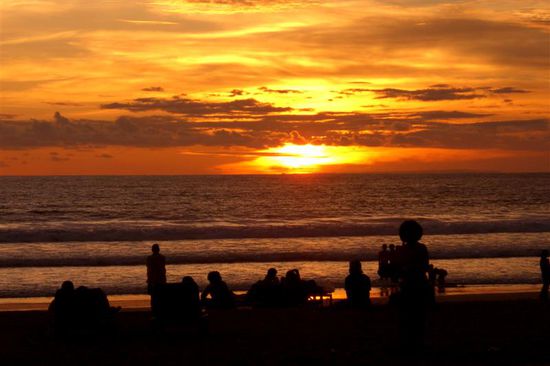 just gorgeous!! sunset in Bali
