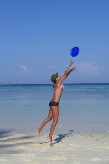 ...lets play Frisbee!