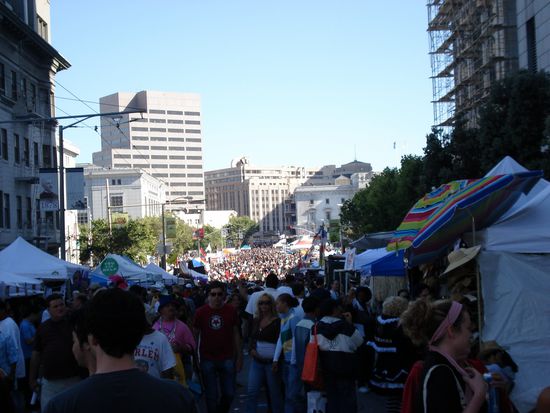 Menschenmassen ueberall...