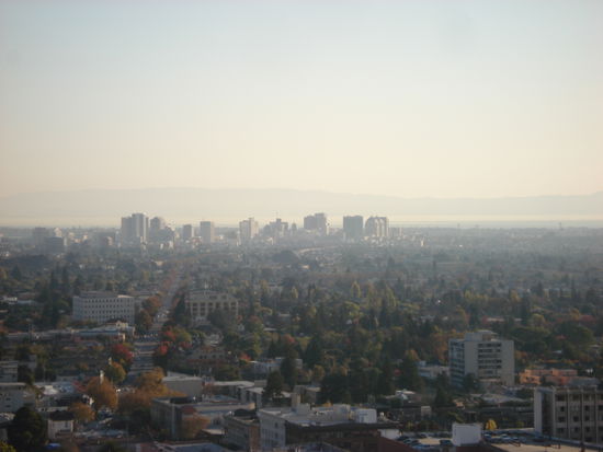 der Ausblick an einem diesigem Tag auf Oakland...