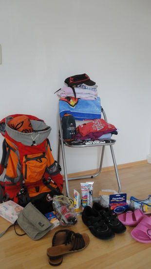 Sissi hat schon alles gepackt und das 4 Wochen vorher... 