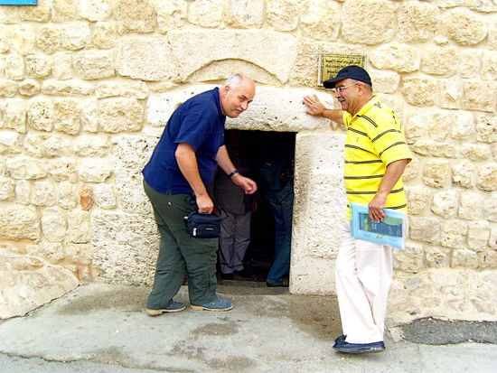 Das ist wirklich der Eingang ins Kloster Mar Sarkis und nicht in die Hölle