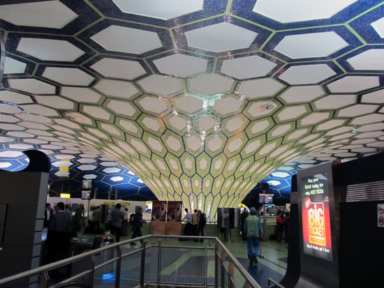 Flughafen Abu Dhabi