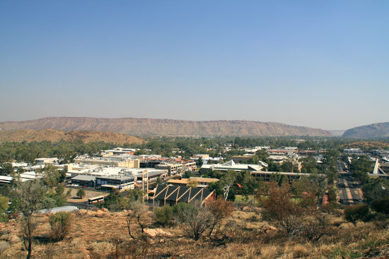Alice Springs und seine Berge