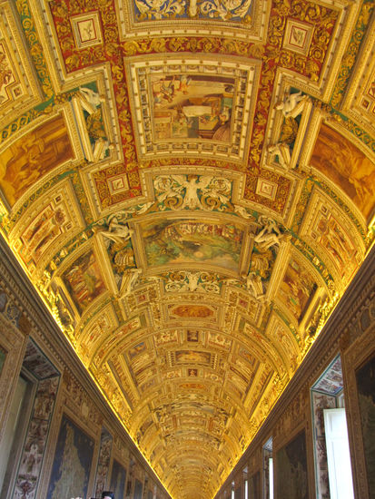 Grandiose Deckengemälde im vatikanischen Museum