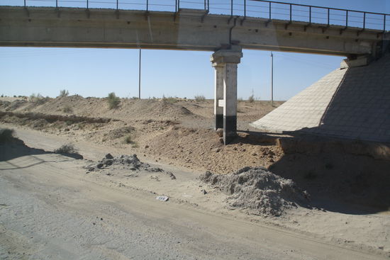 Das soll mal die Basis der Straße werden...