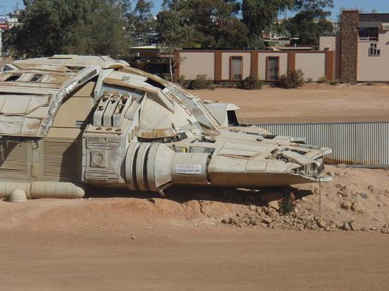 Uebrigbleibsel von einem der Science-Fiction-Filme wie Pitch Black oder Mad Max, die hier gedreht wurden