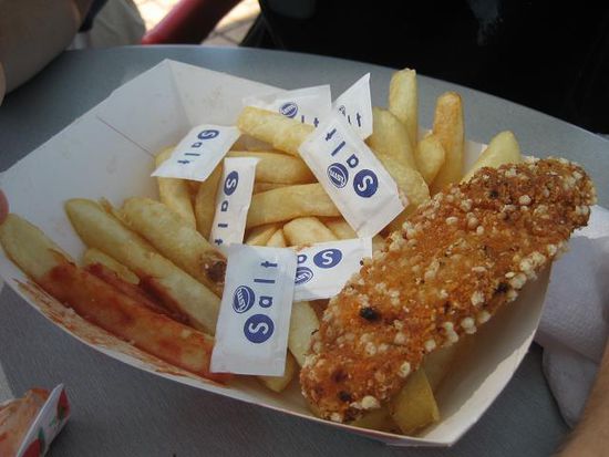 ja. salt your chips!!! war dann auch viel besser mit salz, weils davor ja auch viel zu wenig salz drangehabt hat...