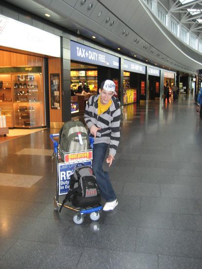 before ready to take off, ready to race with da hard airportracer