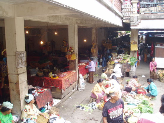 Marktalltag in Ubud ...