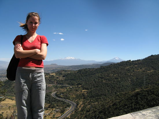 mirador carretera a cuernavaca (aussichtspunkt), im hintergrund ist der popocatapetl zu sehen