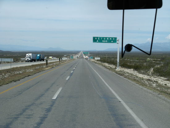 Autopista Richtung Nordmexiko,