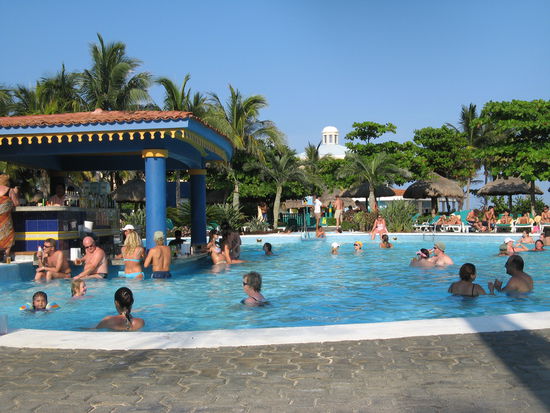 Poolbar im Riu Yucatan