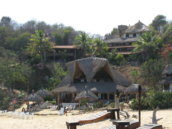 shambala am nordstrand von zipolite, typische architektur hier