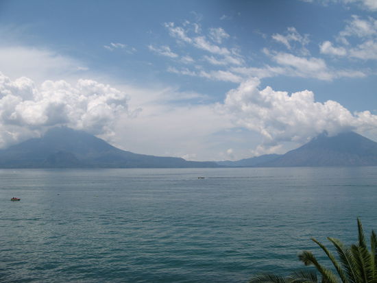 lago atitla, 2 vulkane
