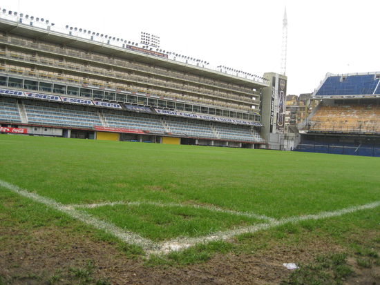 der heilige  rasen des boca stadions
