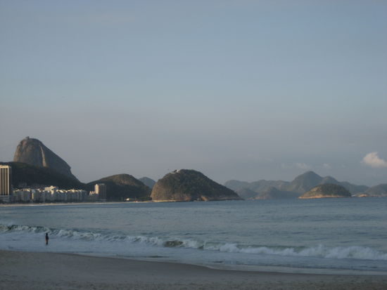 aussicht auf die umliegenden berge