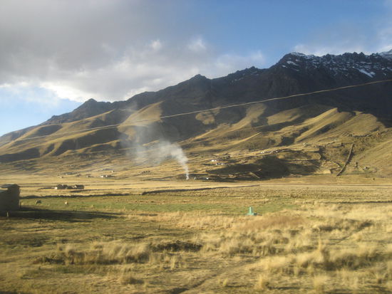vereinzelte doerfer in der endlosen landschaft