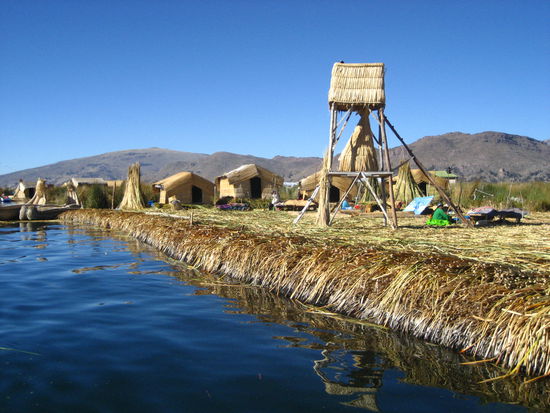ankunft auf den schwimmenden inseln von "uros".