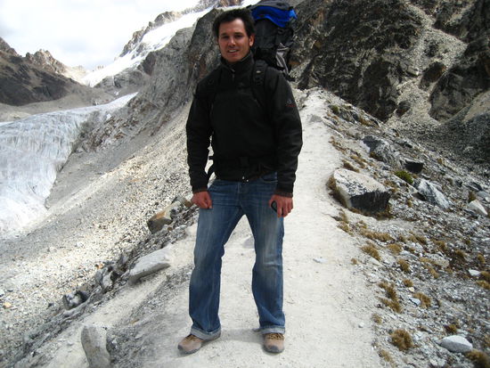 ... ich dagegen des oefteren. hat man eigentlich in der hoehe groessere geheimratsecken???