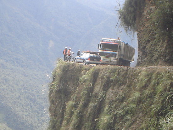 ganz schoen eng alles