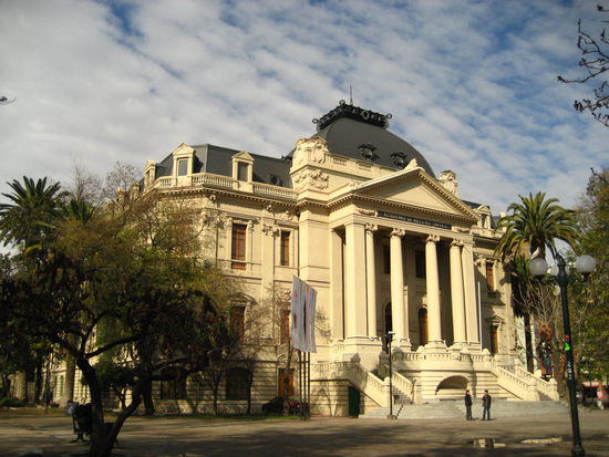 das museum der schoenen kuenste (...und der leeren waende... und einem anschiss weil ich fotografiert habe...)