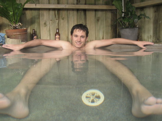 mit bierchen im heissen wasser sieht man ploetzlich doppelt...