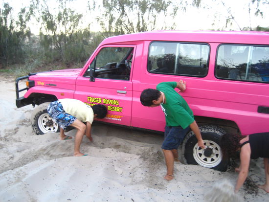 raser ho ya buddelt sein malheur wieder aus.