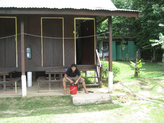 wieder zurueck hiess es schuhe putzen